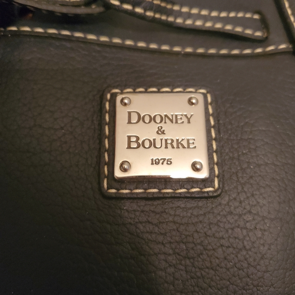 Dooney and Bourque Peeble grain leather handbag - Picture 5 of 7